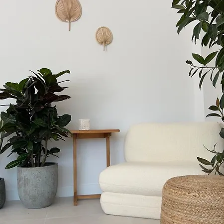 Beautiful 1-bedroom In Apartment Estepona